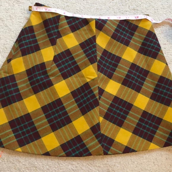 (SOLD)Zara skirt - Picture 1 of 4